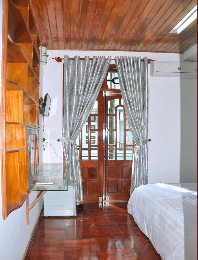 Ngoc Tung Mini Hotel Hue Exterior foto